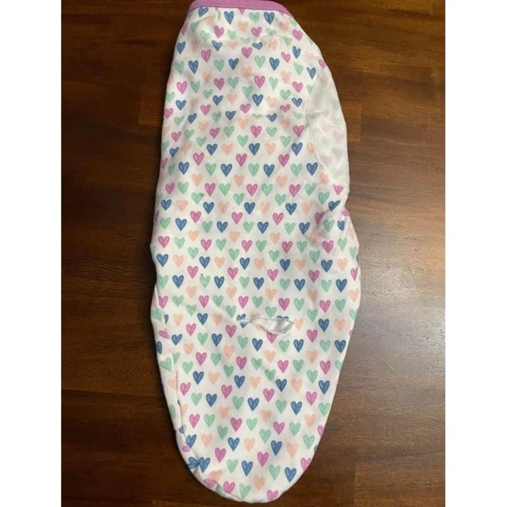 Swaddle me baby‎ swaddle Velcro closure hearts small medium